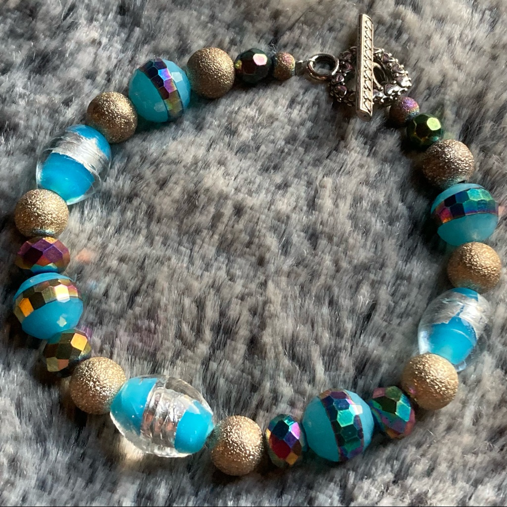 BlueSilver Foil Glass Bracelet W Peacock Glass 7$